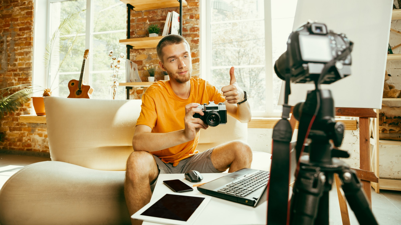 What Does a Social Media Video Content Creation Agency Do?